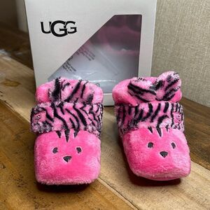 UGG Infant BIXBEE TIGER STUFFIE 04/05 12-28 Mon